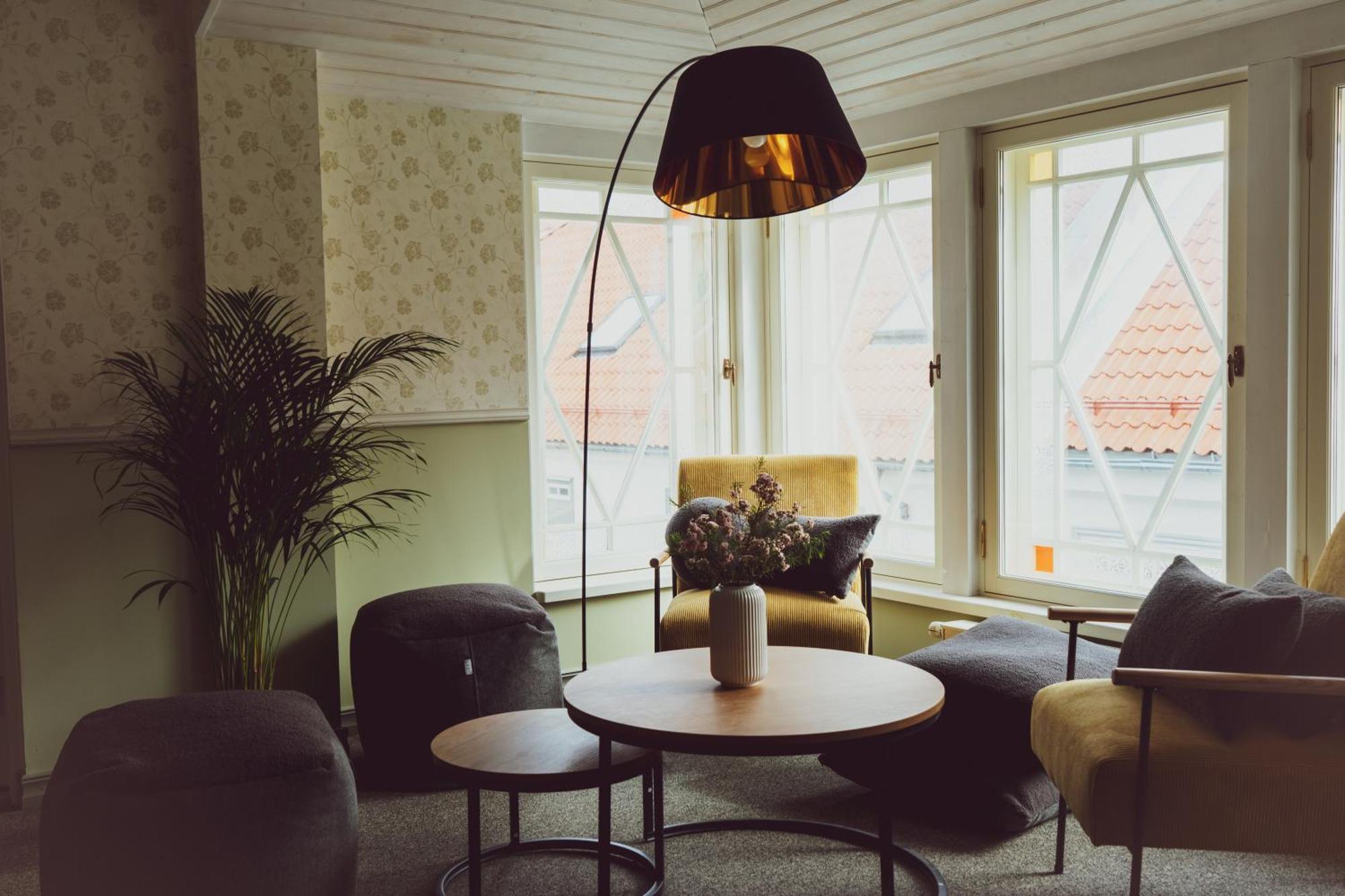 Vanalinna Boutique Hotel Kuressaare Kültér fotó
