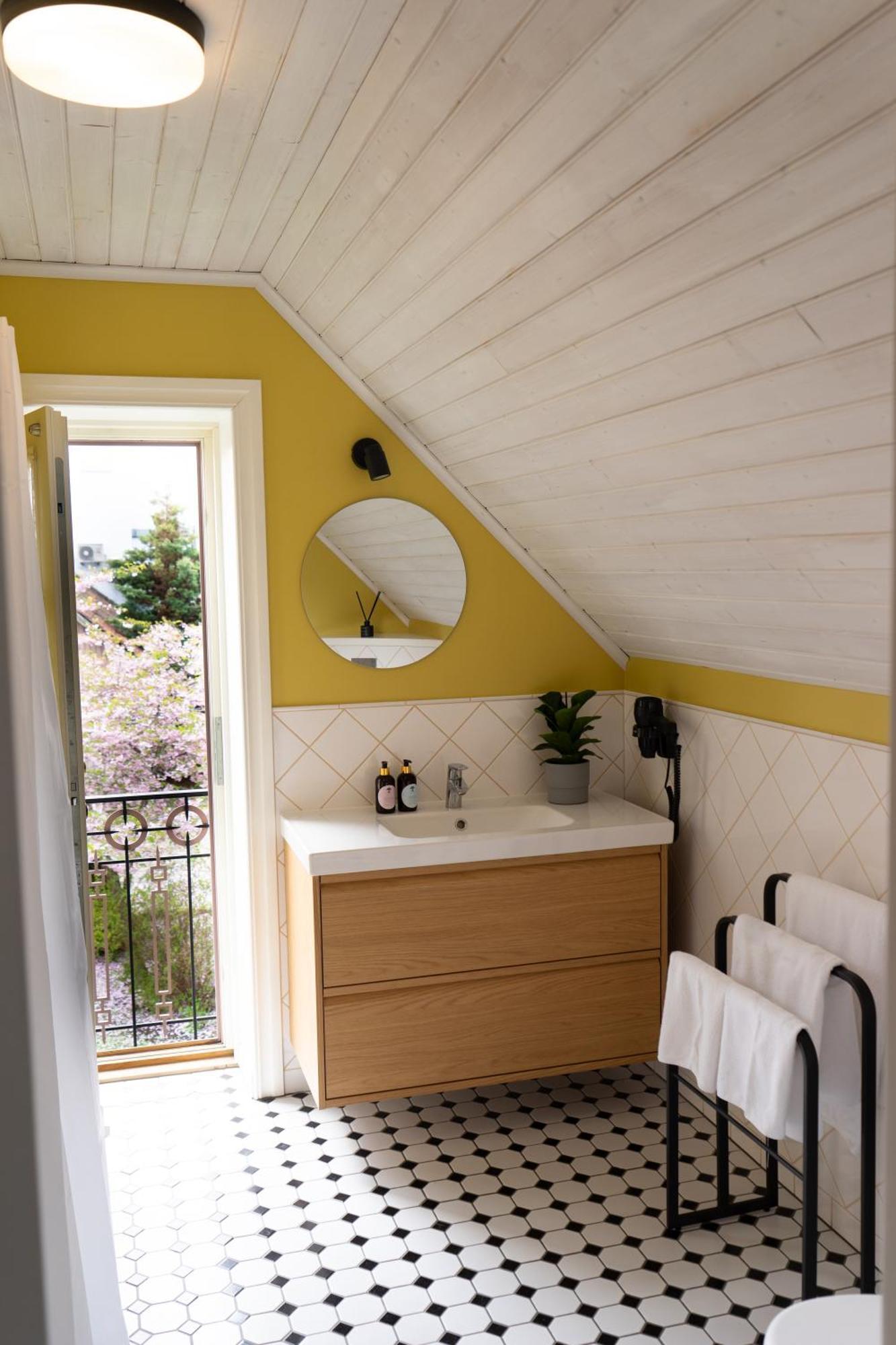 Vanalinna Boutique Hotel Kuressaare Kültér fotó