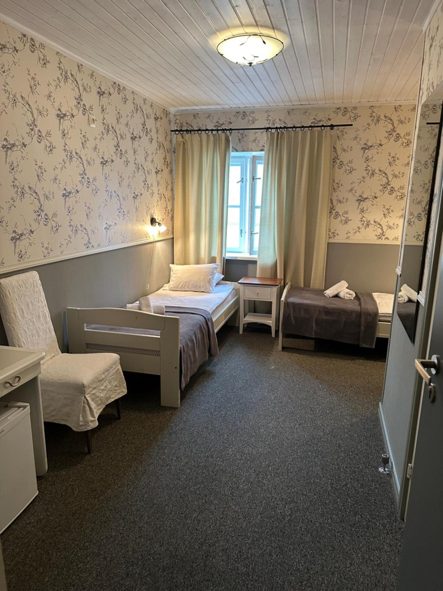 Vanalinna Boutique Hotel Kuressaare Kültér fotó