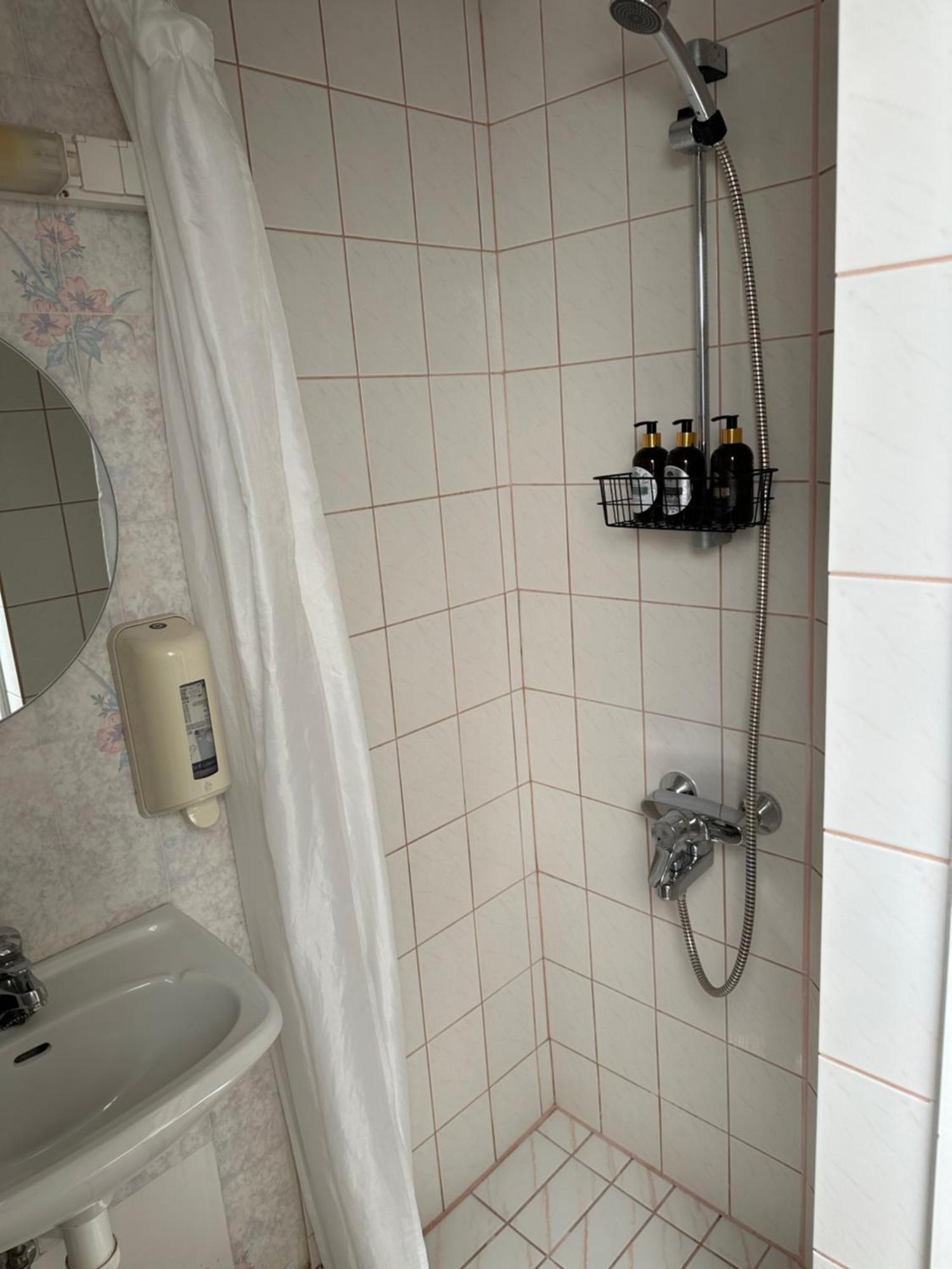 Vanalinna Boutique Hotel Kuressaare Kültér fotó